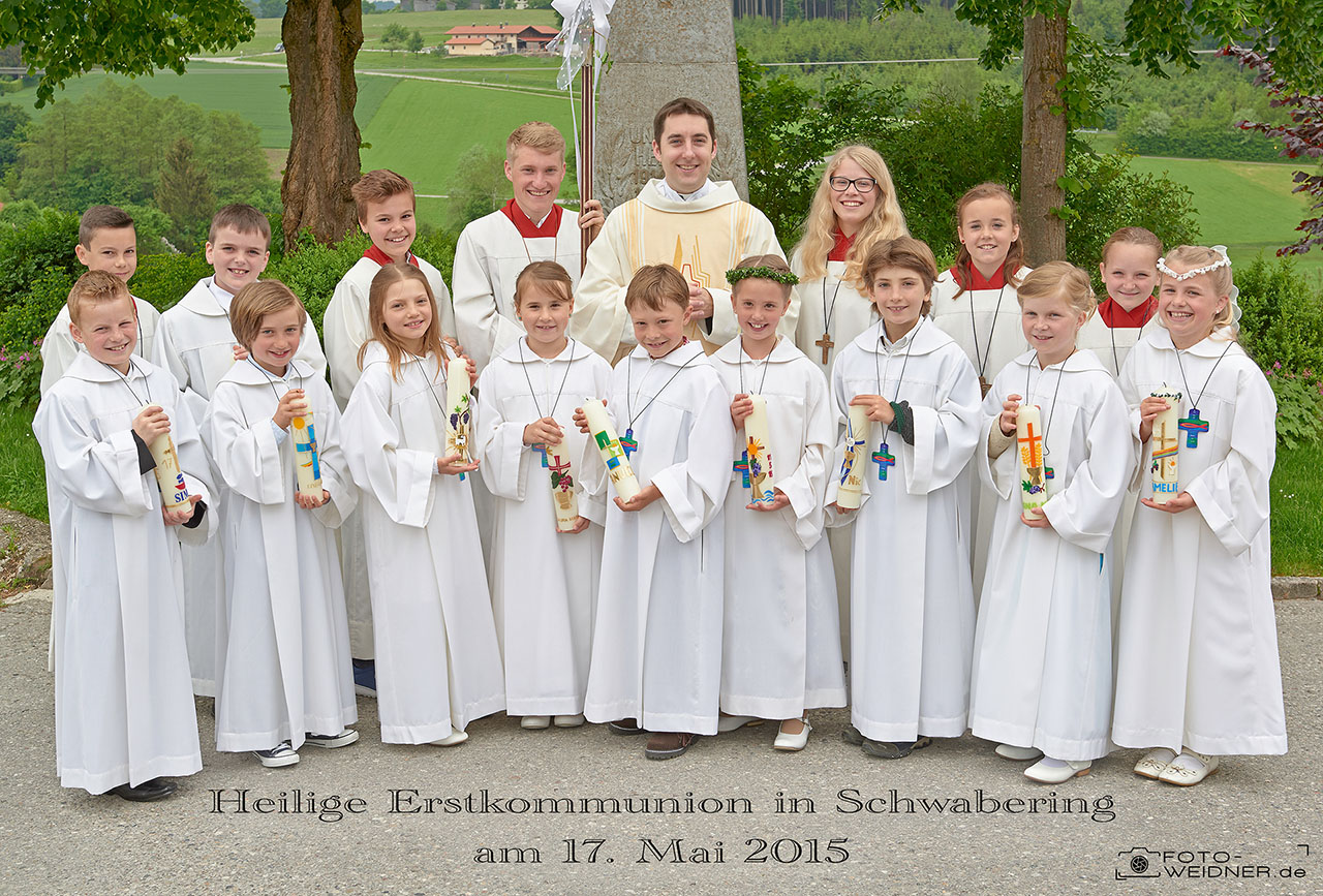 Gruppenfoto Erstkommunion Schwabering 2015