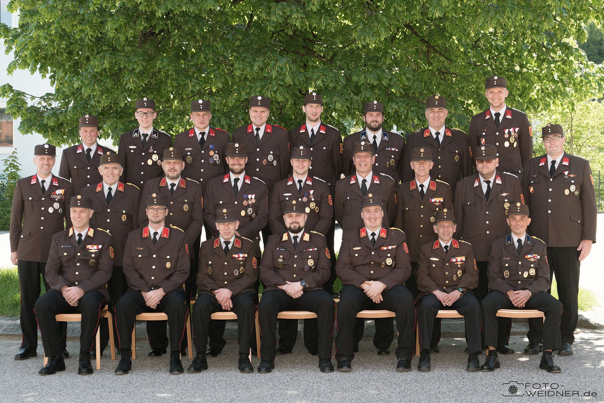 Gruppenfoto Dienstbesprechung der Freiwilligen Feuerwehr der Stadt Hallein