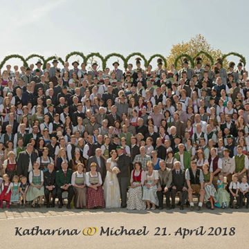 Foto Weidner Hochzeitsfotos - Gruppenfoto in Amerang im Chiemgau Gruppenfoto in Amerang im Chiemgau