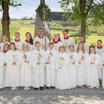Foto Weidner Kommunion - Gruppenfoto Erstkommunion Schwabering 2016 Gruppenfoto Erstkommunion Schwabering 2016